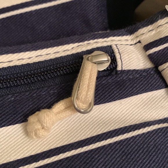 Timberland Navy and white Striped Messenger Computer Bag Like NEW with green - Picture 7 of 10